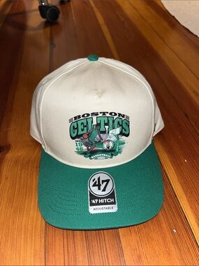 47 Boston Celtics Cream and Green Snapback Hat